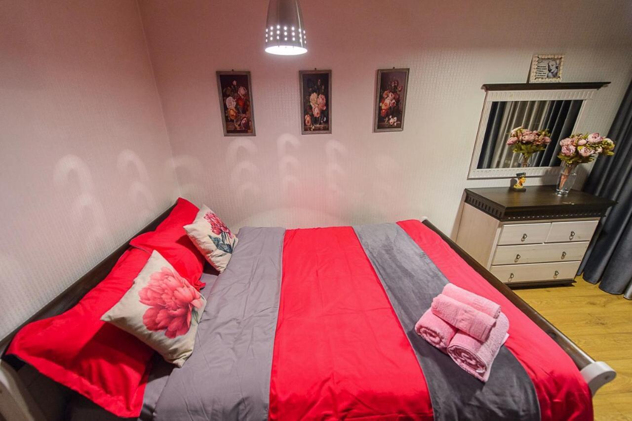 Apartament Золотой Квадрат Шевченко 75 Ałma Ata Zewnętrze zdjęcie